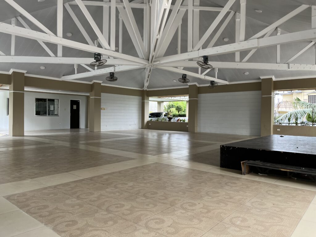 suburbia north clubhouse